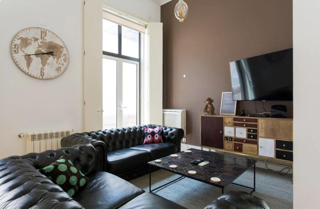 Beautiful 3-Story House In Chiado With A 40M² Private Terrace Lägenhet Lisboa Exteriör bild