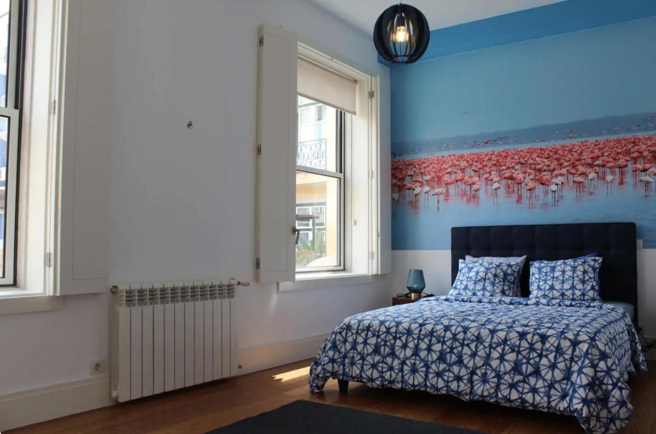 Beautiful 3-Story House In Chiado With A 40M² Private Terrace Lägenhet Lisboa Exteriör bild