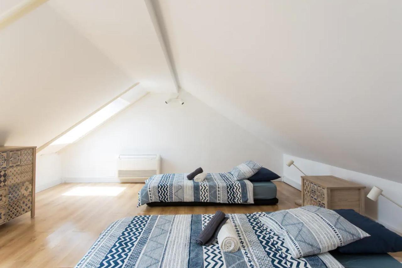 Beautiful 3-Story House In Chiado With A 40M² Private Terrace Lägenhet Lisboa Exteriör bild